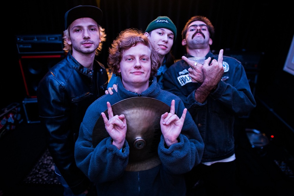 Budang desacelera e apresenta novas influências em novo EP – Rifferama